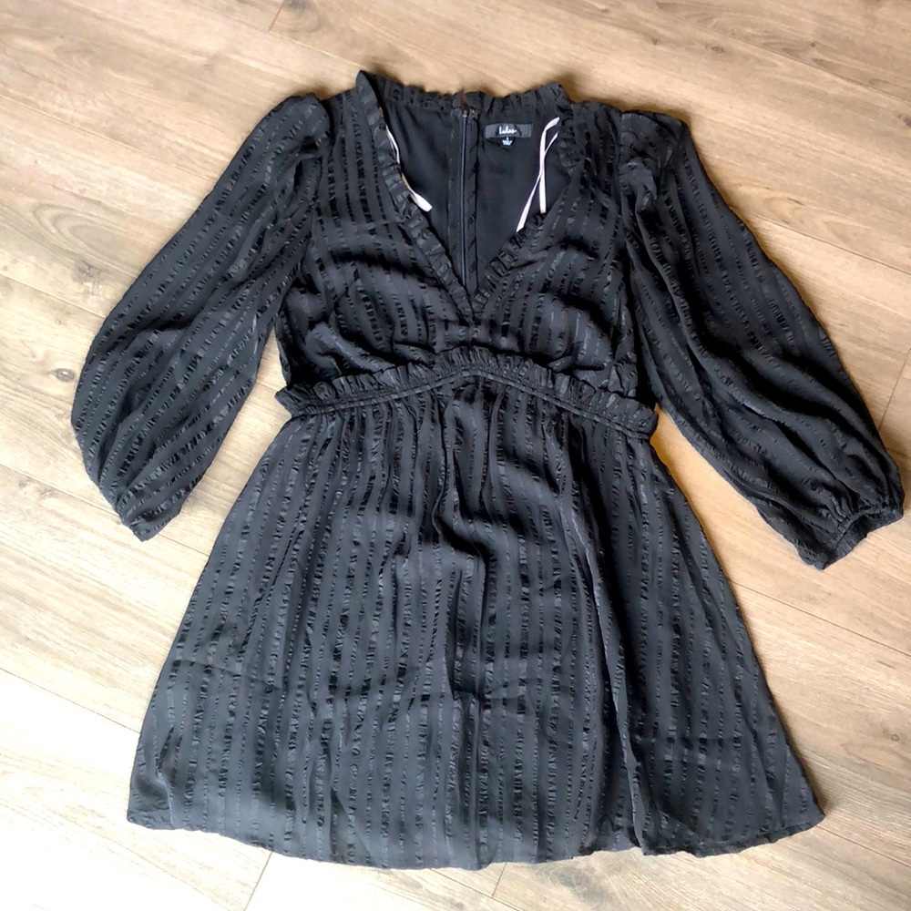 Lulus black striped dress size L